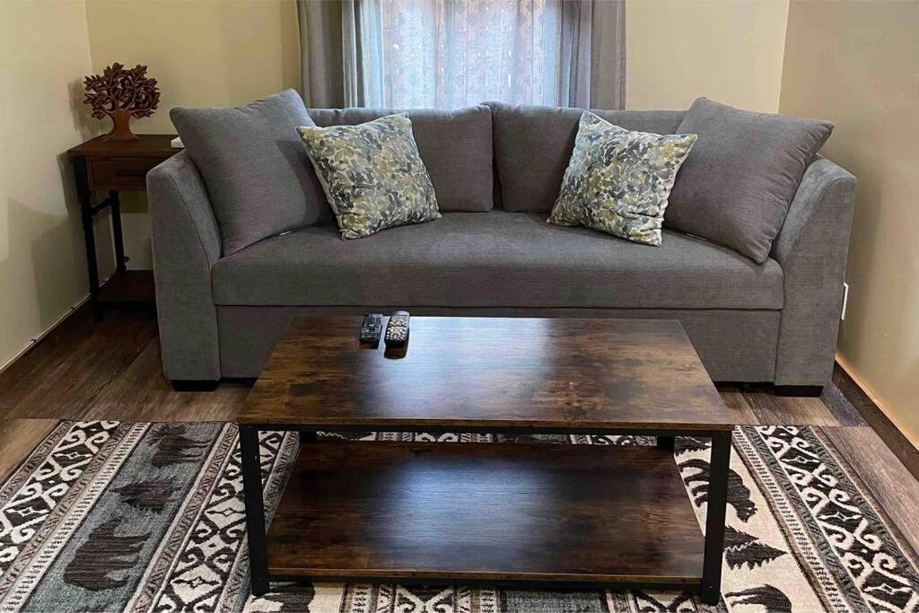 Parkway Yellowstone Guest House Apartment #3 Gardiner Extérieur photo