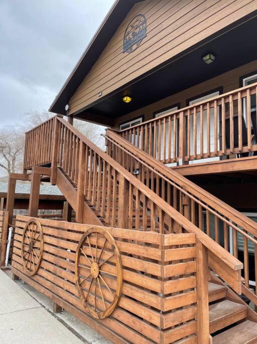 Parkway Yellowstone Guest House Apartment #3 Gardiner Extérieur photo